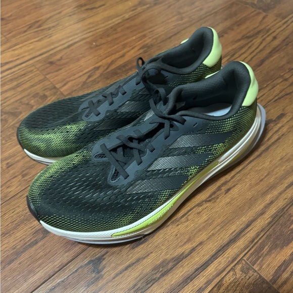 Adidas Supernova - Picture 2 of 4